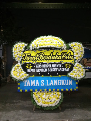 Papan Bunga Duka di Solokanjeruk